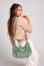 Charger l'image dans la galerie, sac-rosa-velours-vert-eau-hindbag