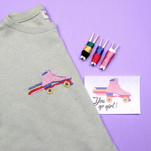 Charger l'image dans la galerie, kit-broderie-you-go-girl-make-me-stitch-marie-albertucci