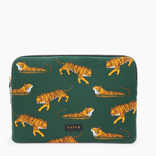 Charger l'image dans la galerie, housse-ordinateur-13-pouces-vert-swimming-tiger-casyx