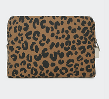 Charger l'image dans la galerie, trousse-toilette-leon-hindbag-eco-responsable
