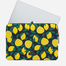 Charger l'image dans la galerie, housse-ordinateur-15"-midgnight-lemons-casyx
