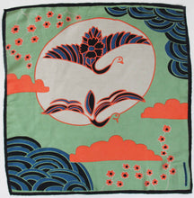 Charger l'image dans la galerie, mini-carre-soie-agami-corail-les-belles-vagabondes
