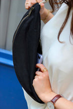 Charger l'image dans la galerie, sac-banane-XL-sofia-noir-hindbag-ethique-responsable
