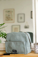 Charger l'image dans la galerie, trousse-de-toilette-xl-alix-hindbag-ethique-responsable

