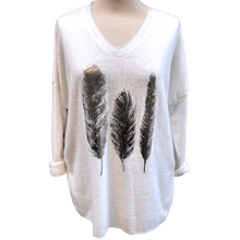 Charger l'image dans la galerie, pull-blanc-3-plumes-argentees
