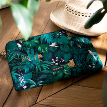 Charger l'image dans la galerie, housse-ordinateur-13-pouces-jungle-profonde-casyx
